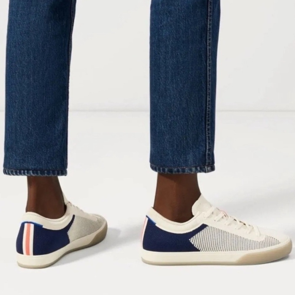 Rothy’s Lace Up Navy Sneakers Size 7